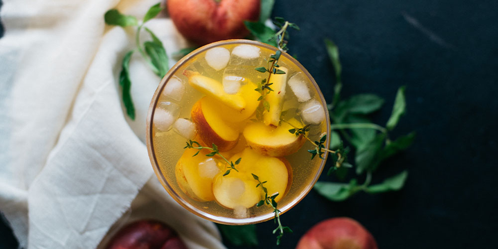 Pine Hills Nursery -Elevate Your Sun Tea-peach and thyme sun tea